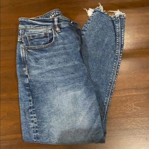 American Eagle High Rise Stretch Mom Jeans